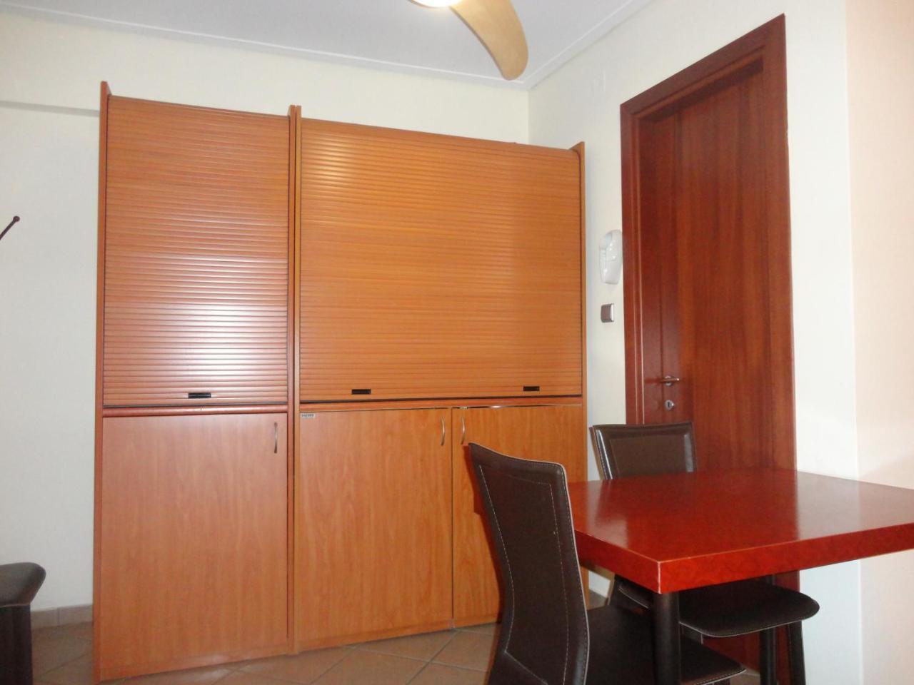 Lirio Guest House Makrakómi Extérieur photo