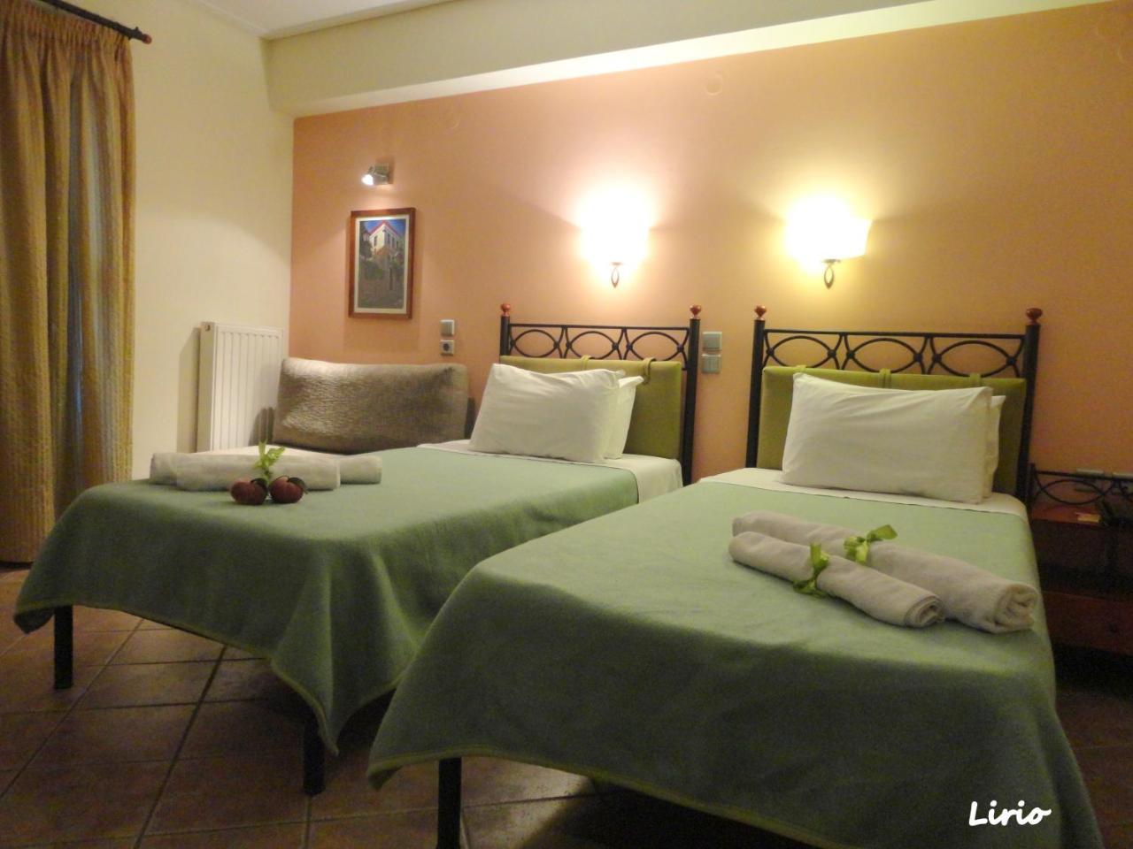 Lirio Guest House Makrakómi Extérieur photo